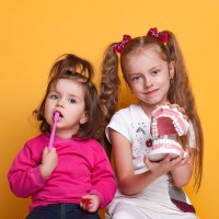 Как выбрать лучшую детскую стоматологию в Запорожье?
